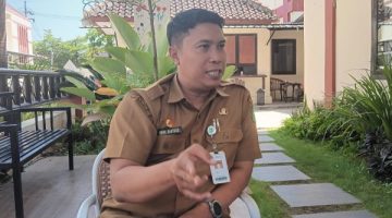 Kepala Dinas Ketenagakerjaan (Disnaker) Kabupaten Sumenep, Heru Susanto ketika menjelaskan tentang Perbub penyandang disabilitas (Za - garudajatim.com) 