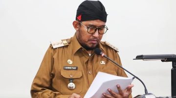 Bupati Sumenep, Ahmad Fauzi Wongsojudo, saat menyampaikan penghapusan pajak (Za - garudajatim.com) 