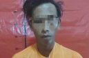 MR (30) warga Dusun Telenteyan, Desa Longos, Kecamatan Gapura, Kabupaten Sumenep, saat diringkus Satreskrim Polres Sumenep (Istimewa - garudajatim.com) 