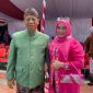 Kepala DKPP Sumenep, Chainur Rasyid, bersama istri tercintanya saat menghadiri upacara HUT ke-80 RI di halaman pemkab (Za - garudajatim.com)