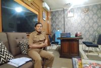 Kepala Dinsos P3A Sumenep, Mustangin, saat ditemui di kantornya (Za - garudajatim.com)
