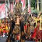 Peserta Pagelaran Jember Fashion Carnaval (JFC) berhasil menyatukan sudut pandang penonton saat acara berlangsung (Istimewa - garudajatim.com) 