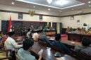 Pemerintah Kabupaten (Pemkab) Sumenep, bersama Dinas Koperasi, UKM, dan Perindustrian dan Perdagangan (Diskop UKM dan Perindag) saat rapat penentuan titik impas harga tembakau (Istimewa - garudajatim.com)