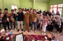 Foto bersama KKN Posko 12 Universitas PGRI Sumenep, saat menggelar seminar pendidikan (Za - garudajatim.com) 
