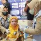 Puskesmas Pamolokan saat melakukan vaksinasi massal di PAUD HI Rumah Pintar Sumenep (Za - garudajatim.com) 