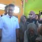 Mentri Kesehatan RI, Budi Gunadi Sadikin, didampingi Bupati Sumenep, Ahmad Fauzi Wongsojudo saat memantau proses pelaksanaan vaksinasi campak (Za - garudajatim.com) 