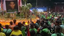 Forum Komunikasi Jember Online Bersatu (FKJOB) saat melakukan demontrasi di Jember (Za - garudajatim.com) 