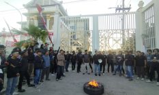 Massa AMS Geruduk DPRD Sumenep, Tuding Dewan Hilang Fungsi dan Tak Berpihak pada Rakyat