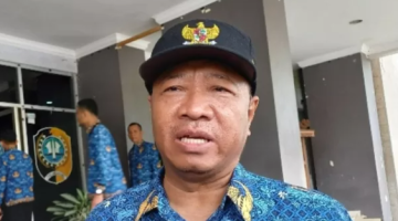 Bupati Tulungagung, Gatut Sunu Wibowo, saat diwawancarai terkait infrastruktur (Istimewa - garudajatim.com) 