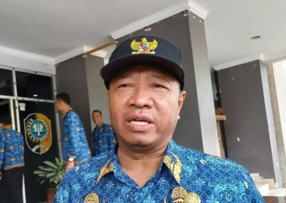 Bupati Tulungagung, Gatut Sunu Wibowo, saat diwawancarai terkait infrastruktur (Istimewa - garudajatim.com) 