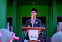 Presma STAINAS, Homaedi, saa menyampaikan orasi dan menyambut mahasiswa baru STAINAS (Istimewa - garudajatim.com) 