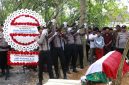 Kapolres Sumenep, Rivanda, saat memimpin upacara sebagai penghormatan terakhir kepada Bripka Rahmat Hidayat (Istimewa - garudajatim.com) 
