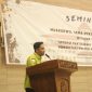 Ketua Jaringan Aktivis Demokrasi Indonesia (JAKDI), Ach Musthafa Roja’, saat menyampaikan pernyataannya tentang maraknya aksi demonstrasi berujung ricuh di sejumlah daerah (Za - garudajatim.com)