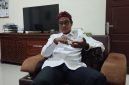 Kepala Badan Riset dan Inovasi Daerah Sumenep, Benny Irawan, saat diwawancara di kantornya (Za - garudajatim.com) 