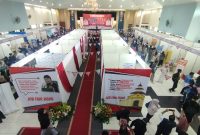 Antusiasme ribuan masyarakat saat datang di acara Job Fair Sumenep (Za - garudajatim.com)