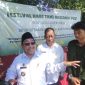 Wakil Bupati Sumenep, Imam Hasyim, saat diwawancarai usai meninjau bazar Festival Hari Tani Nasional (Za - Garudajatim.com) 