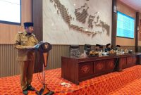 Bupati Sumenep, Achmad Fauzi Wongsojudo, saat menghadiri rapat paripurna di gedung DPRD untuk menyerahkan nota keuangan APBD (Istimewa - garudajatim.com)