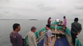 Pantai Gersik Putih Sumenep ber SHM (Za - garudajatim.com) 