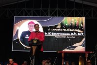 Kepala Brida Sumenep, Benny Irawan, saat sambutan dan mengumukan pemenang ajang inovasi daerah (Za - garudajatim.com)