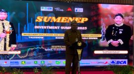 Kepala DPMSTP Sumenep, Rahman Riadi, ketika sambutan di acara inti Sumenep Investment Summit (Za - garudajatim.com) 