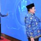 Kepala Disdukcapil Sumenep, R. Ach. Syahwan Effendi, bersama Wabub Sumenep, Imam Hasyim, saat meluncurkan aplikasi SIKERIS (Za - Garuda Jatim)