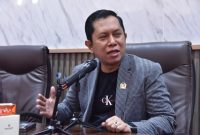 Ketua Komisi IV DPRD Sumenep, Mulyadi, saat memaparkan komitmennya (istimewa - garudajatim.com)