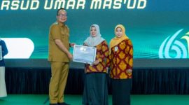 Wakil Bupati Gresik, Asluchul Alif saat melaunching delapan puskesmas yang kini siap melayani rawat inap (Istimewa - garudajatim.com)