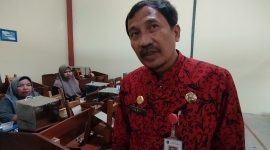Kepala Dinas Koperasi UKM, Perindustrian dan Perdagangan (DiskopUKMperindag) Kabupaten Sumenep, Moh. Ramli, saat mengungkapkan tentang progres APHT (Za - garudajatim.com)