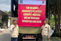 Relawan Naghfir’s Institute saat persiapan berangkat mengirimkan logistik kepada para korban terdampak bencana di Aceh dan Sumatera (Istimewa - garudajatim.com)