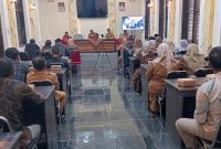 DKUPP Sumenep saat menggelar Pembinaan Menangkap Peluang Usaha UMKM bagi puluhan pelaku usaha lokal (Za - garudajatim.com)