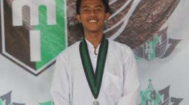 Aktivis HMI UNIBA Madura, Moh. Marwan, saat menyatakan sikap terhadap wacana Pilkada lewat DPRD (Istimewa - garudajatim.com)