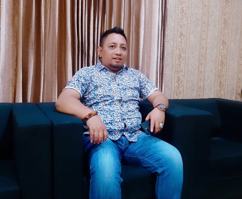 Salah satu wali murid, Imam Mustain R, yang menilai pelaksanaan SPPG di Rubaru melanggar regulasi nasional (Istimewa - garudajatim.com)