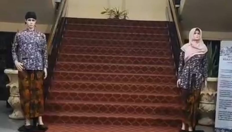 Busana budaya kraton yang bakal dipakai ASN Sumenep (Za - garudajatim)