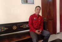 Kepala DLH Sumenep, Anwar Syahroni Yusuf, saat ditemui di kantornya (Za - garudajatim.com)