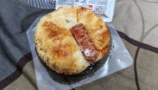 SPPG Pakamban Laok 2 diduga sajikan roti berjamur (Za - garudajatim.com)