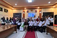 Dinsos Sumenep saat melaksanakan Desk
Kabupaten Layak Anak (Za - garudajatim.com)