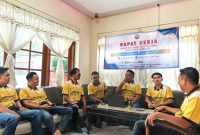 Ikatan Wartawan Online Daerah Sumenep saat rapat kerja (Za - garudajatim.com)