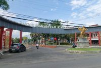 Halaman gedung Pemerintah Kabupaten Sumenep saat siang hari (Za - garudajatim.com)