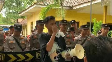 Ketua GPPS, Tijanuz Zaman, saat sontak menyuarakan aspirasi rakyat (Istimewa - garudajatim.com?