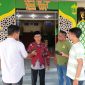 Kepala MI Ar Rasyad Desa Kolpo, M. Saleh, saat diwawancarai (Za - garudajatim.com)