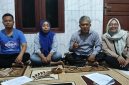 Kuasa hukum, Kamarullah, saat mendampingi kliennya (Za - garudajatim.com)