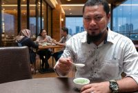 Aktivis Sumenep, Ainur Rahman, saat menyatakan sikap tentang BUMDes (Istimewa - garudajatim.com)