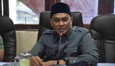 Ketua Komisi III DPRD Sumenep, M. Muhri, saat menyampaikan tentang anggaran DAK (Istimewa - garudajatim.com)