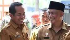 Kepala Dinas Pendidikan Kabupaten Sumenep, H. Moh Iksan, saat meninjau pelaksanaan TKA (Istimewa - garudajatim.com)