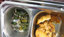 Menu MBG yang disalurkan oleh SPPG Pakamban Laok 2, Kecamatan Pragaan, Kabupaten Sumenep, berulat (Za - garudajatim.com) 