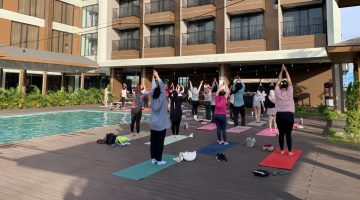 Suasana MYZT Hotel Sumenep saat pagi hari diisi dengan kegiatan senam sehat (Za - garudajatim.com)