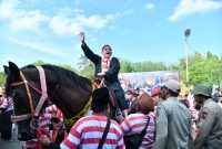 Wakil Bupati Sumenep, KH Imam Hasyim, saat menghadiri event festival Jeren Serek (Istimewa - garudajatim.com)
