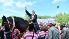 Wakil Bupati Sumenep, KH Imam Hasyim, saat menghadiri event festival Jeren Serek (Istimewa - garudajatim.com)