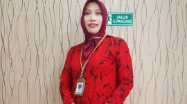 Direktur RSUD dr. H. Moh. Anwar Sumenep, dr. Erliyati, saat mengungkapkan tentang tenaga bidan memiliki posisi vital dalam sistem pelayanan kesehatan masyarakat (Istimewa - garudajatim.com)