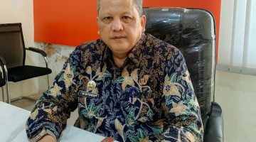 Kepala BRIDA Sumenep, Siswahyudi Bintoro, saat di temui di kantornya (Za - garudajatim.com)